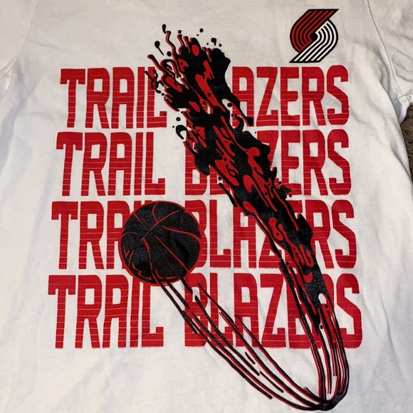 🦄3 FOR $15! NBA blazers t-shirt - Picture 2 of 8